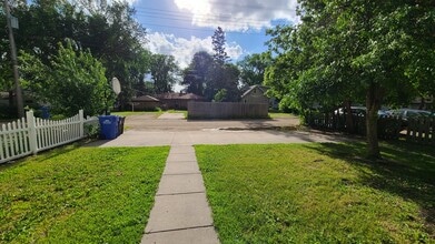 1326 11th St N in Fargo, ND - Building Photo - Building Photo