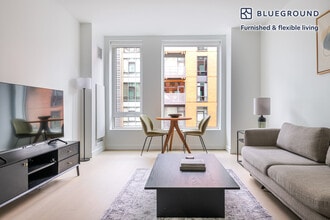 380 Harrison Ave in Boston, MA - Foto de edificio - Building Photo