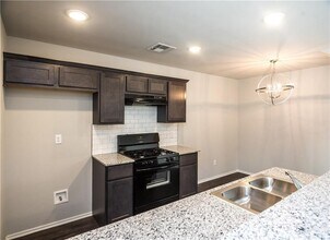 8816 SW 45th St in Oklahoma City, OK - Building Photo - Building Photo