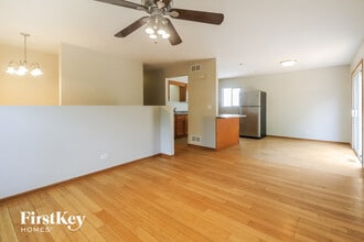 19 Woodland Ave in Fox Lake, IL - Building Photo - Building Photo