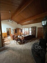 3530 Spruce Cabin Rd in Cresco, PA - Foto de edificio - Building Photo