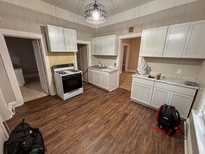 2214 S 15th St in Omaha, NE - Building Photo - Building Photo