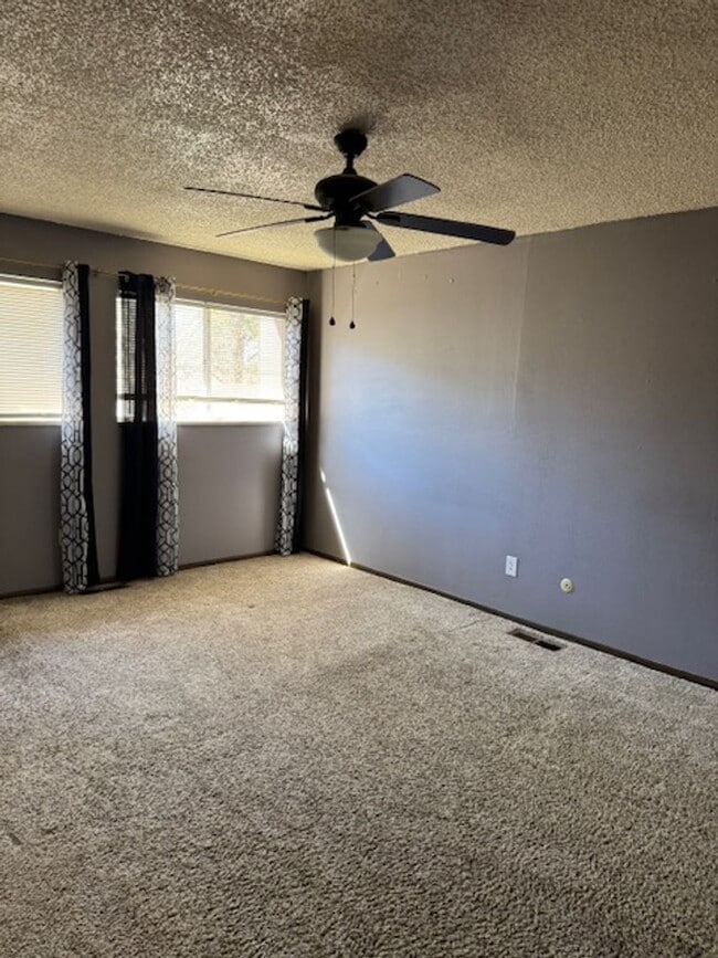 106 Scotland Rd in Pueblo, CO - Building Photo - Building Photo