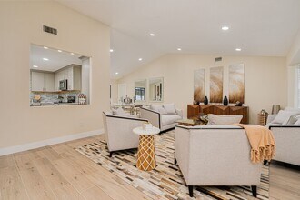 4745 Dixie Dr in Ponce Inlet, FL - Building Photo - Building Photo