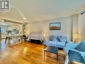 5940 Glen Erin Dr in Mississauga, ON - Building Photo - Building Photo