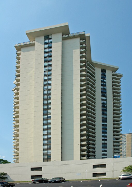 The Ridgely Condominiums in Towson, MD - Foto de edificio