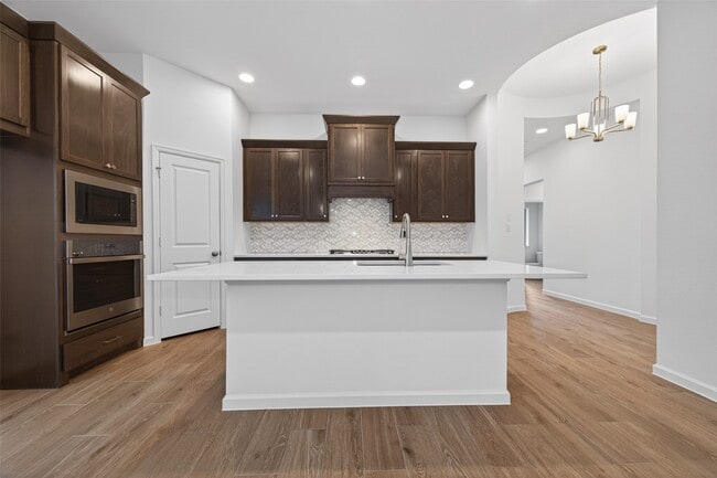 property at 5015 Bowen Pr Dr