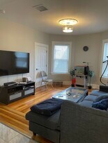 267 E Cottage St, Unit 2 in Boston, MA - Building Photo
