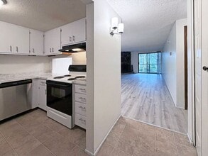 2685 Woodstone Pl in Eugene, OR - Building Photo - Building Photo