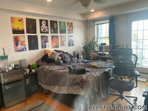 14 Fern St in Boston, MA - Building Photo - Building Photo