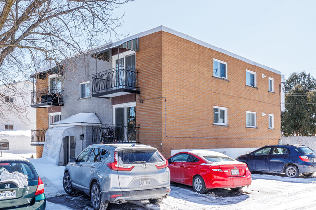 2180 Vallières Rue