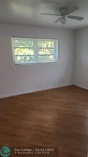 5250 SW 90th Way in Cooper City, FL - Building Photo - Building Photo