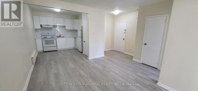 property at 2839 Bathurst St