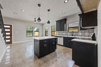 2407 Dolly Wright St in Houston, TX - Building Photo - Building Photo