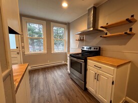 24 1/2 Pine St in Ware, MA - Building Photo