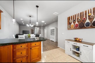 4215 W 2nd Ave in Kennewick, WA - Building Photo - Building Photo