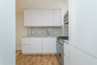 1410 Columbia Rd, Unit 7F in Boston, MA - Building Photo - Building Photo