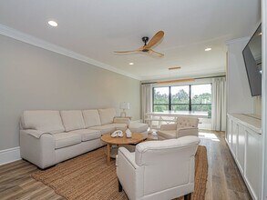 6175 S Mirror Lake Dr in Sebastian, FL - Building Photo - Building Photo