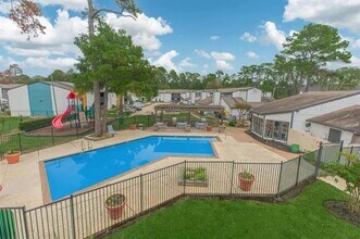 21717 Inverness Forest Blvd in Houston, TX - Foto de edificio - Building Photo