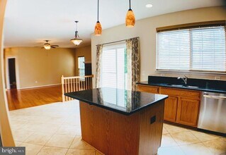 21 Warwick Way in Stafford, VA - Building Photo - Building Photo