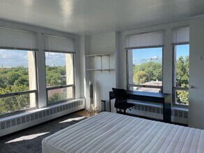 1401 E 55th St in Chicago, IL - Building Photo - Building Photo