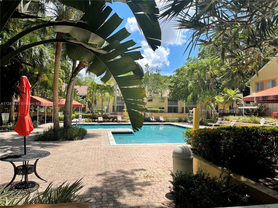 1188 Coral Club Dr-Unit -1188 in Coral Springs, FL - Building Photo
