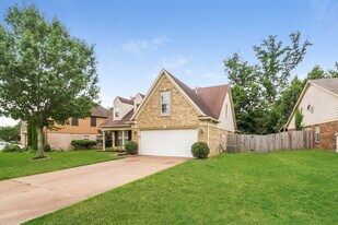 1401 Carlton Ridge Dr in Cordova, TN - Building Photo