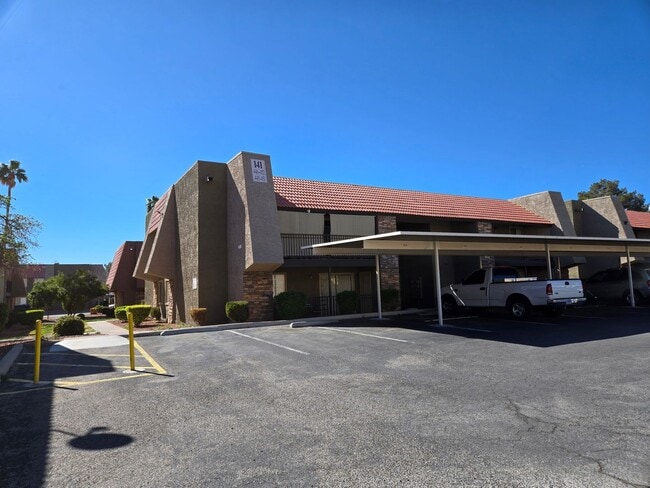 property at 5224 River Glen Dr