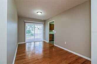 804 Greenbriar Dr in Brandon, FL - Building Photo - Building Photo