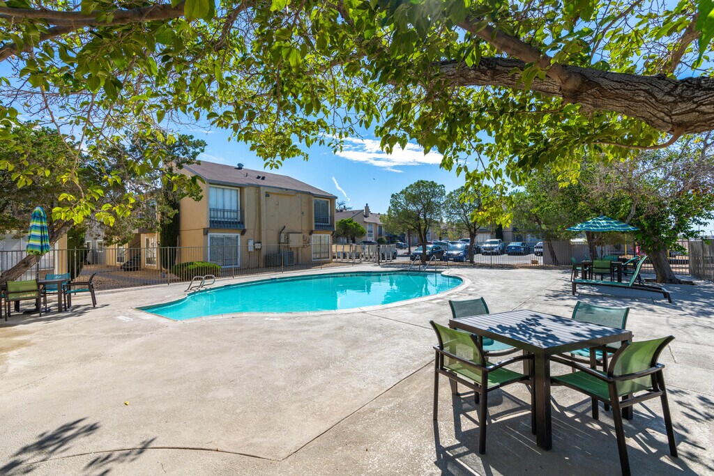 Celina Plaza Apartments in El Paso, TX