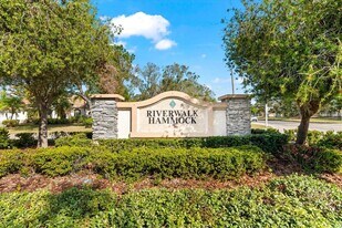 7222 Switchgrass Trail in Lakewood Ranch, FL - Building Photo