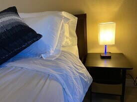 1350 S Greenfield Rd, Unit 1017 in Mesa, AZ - Building Photo