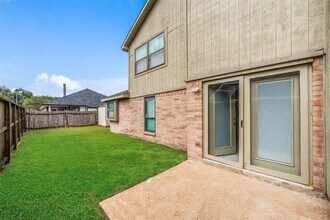 2610 Lazy Spring Ct in Missouri City, TX - Building Photo - Building Photo