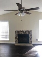 5802 Falconcrest Dr in Arlington, TX - Building Photo - Building Photo