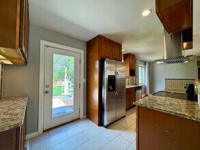 3343 W Wagon Trail Dr in Englewood, CO - Building Photo - Building Photo