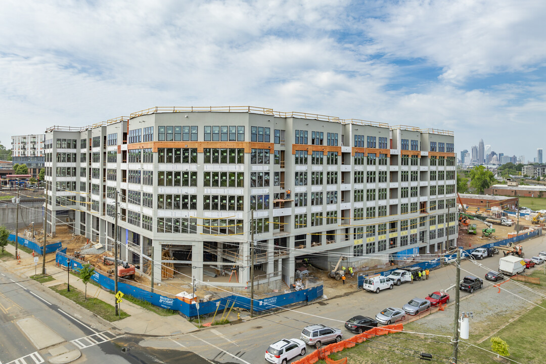 Cullman House in Charlotte, NC - Building Photo