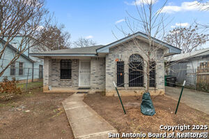 207 Calles St in San Antonio, TX - Building Photo