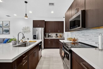 4388 Serpens Ln in Wellington, FL - Building Photo - Building Photo