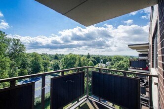 160 Academy St in Poughkeepsie, NY - Building Photo - Building Photo