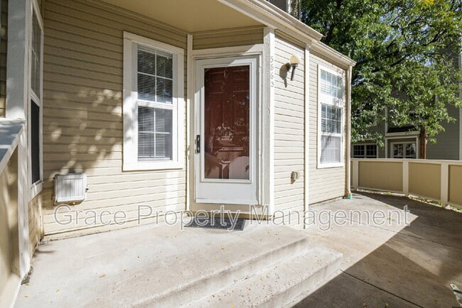 5863 W Atlantic Pl in Lakewood, CO - Building Photo - Building Photo