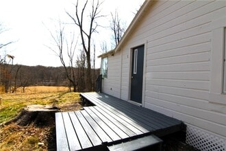 71 Miller Rd in Hopewell Junction, NY - Building Photo - Building Photo