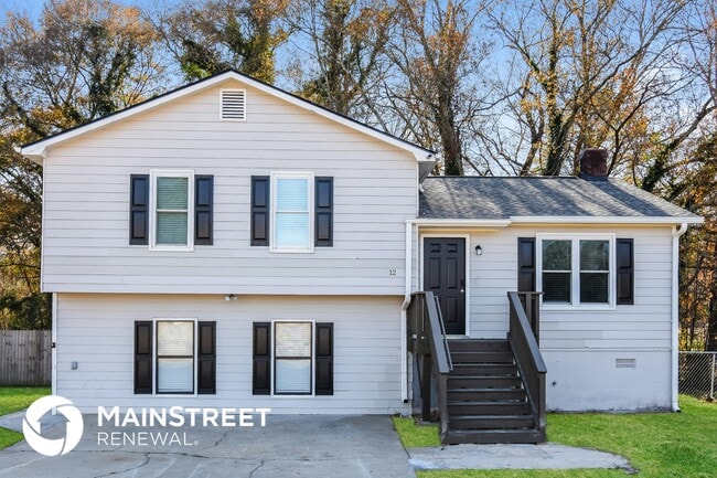 property at 12 Setters Pointe