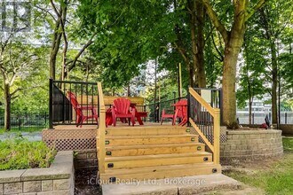 21 Overlea Blvd in Toronto, ON - Building Photo - Building Photo