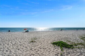1950 Gulf Shore Blvd N in Naples, FL - Building Photo - Building Photo