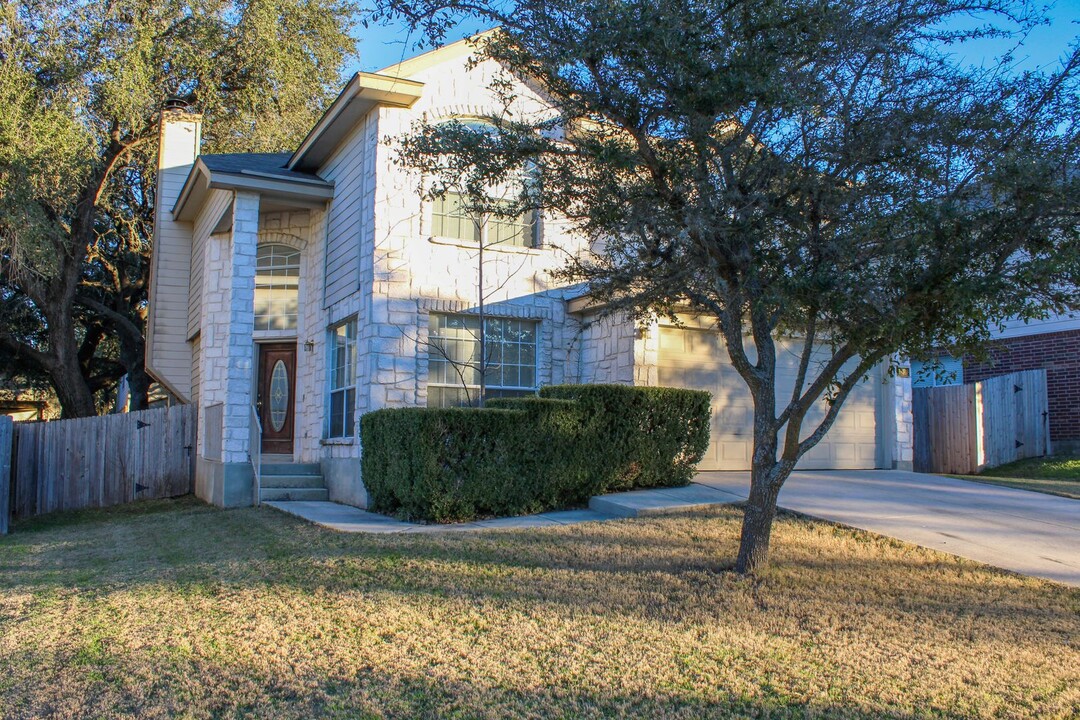 11318 Mentmore in Helotes, TX - Building Photo