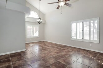 2571 W Blaine Ct in Tucson, AZ - Building Photo - Building Photo