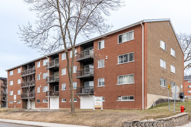 2210 Mackay St in Québec, QC - Building Photo - Building Photo