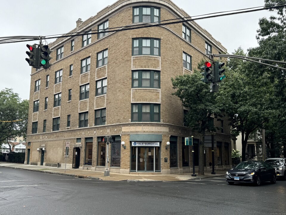 629 Chapel St in New Haven, CT - Building Photo