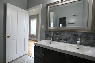 4 Burton Ave in Boston, MA - Building Photo - Building Photo