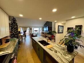 4453 W Pine Blvd in St. Louis, MO - Building Photo - Building Photo